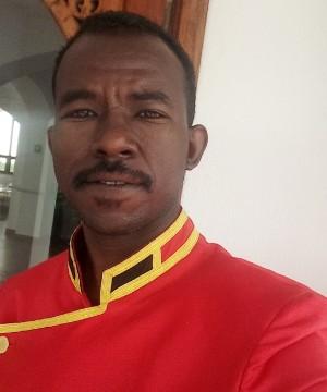 Luqman Elmugadam